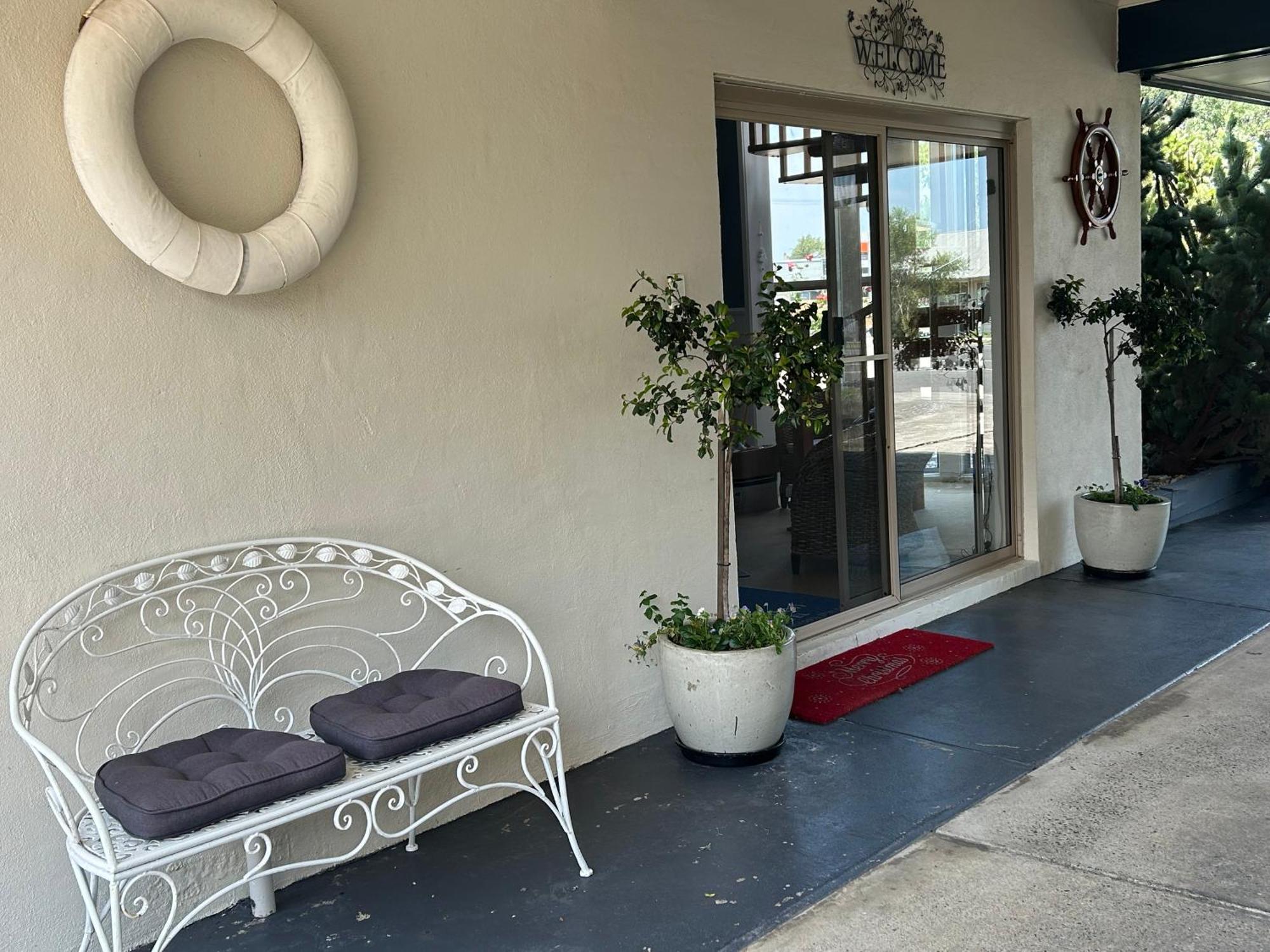 Portarlington Beach Motel Exterior photo